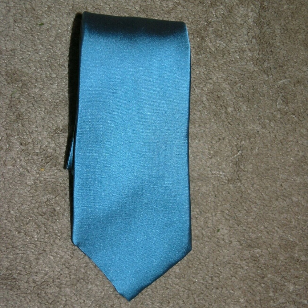Phineas Cole Solid Aqua Glossy Classic Width Tie